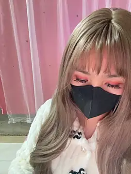 Snapshot of -Violet-t chatting on 01.14.26 -Violet-t online show from 01.14.26