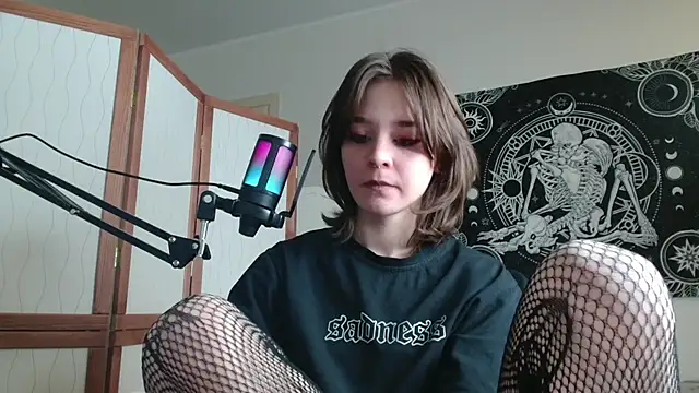 Snapshot of Mysterious_Toy chatting on 02.04.26 Mysterious Toy online show from 02.04.26