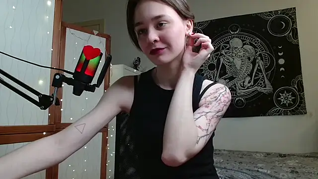 Snapshot of Mysterious_Toy chatting on 02.19.26 Mysterious Toy online show from 02.19.26