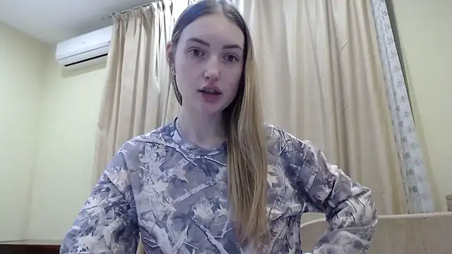 Snapshot of Eva_Harris chatting on 01.11.26 Eva Harris online show from 01.11.26