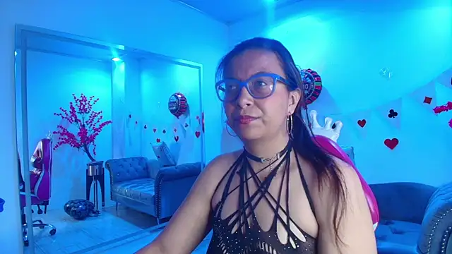 Amber  rouge online show from 02.12.26