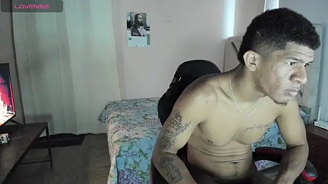 Snapshot of antonio_aguilarx chatting on 07.15.26 antonio aguilarx online show from 07.15.26