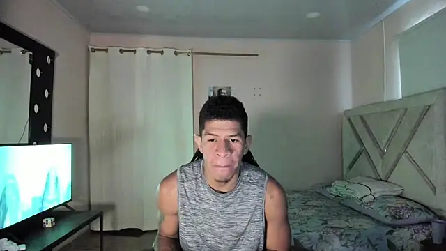 Snapshot of antonio_aguilarx chatting on 07.23.26 antonio aguilarx online show from 07.23.26