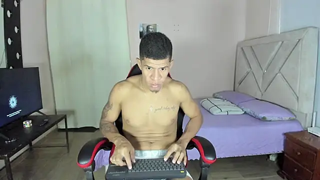 Snapshot of antonio_aguilarx chatting on 07.29.26 antonio aguilarx online show from 07.29.26