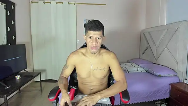 Snapshot of antonio_aguilarx chatting on 07.30.26 antonio aguilarx online show from 07.30.26