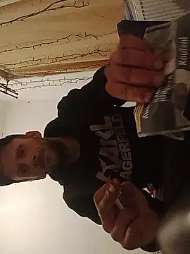 Snapshot of YeahDaynight2 chatting on 01.13.26 YeahDaynight2 online show from 01.13.26