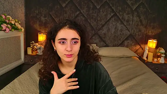 Susan Fors online show from 04.13.26