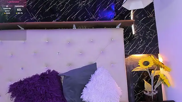 Renata blue online show from 03.18.26