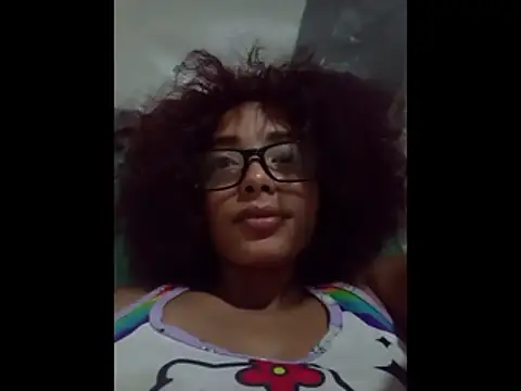 Snapshot of meganparixx chatting on 02.12.26 meganparixx online show from 02.12.26