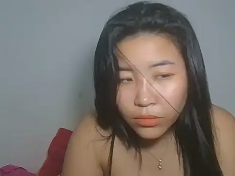 Zyeiii online show from 04.08.26