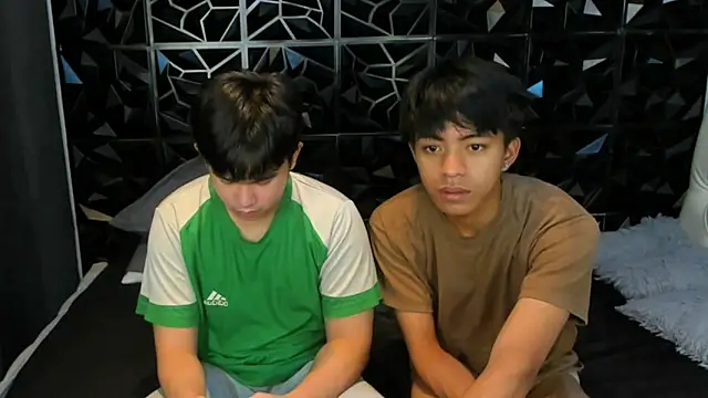 davincihugecock online show from 03.19.26