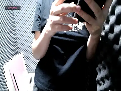 Shiny 68 online show from 04.17.26