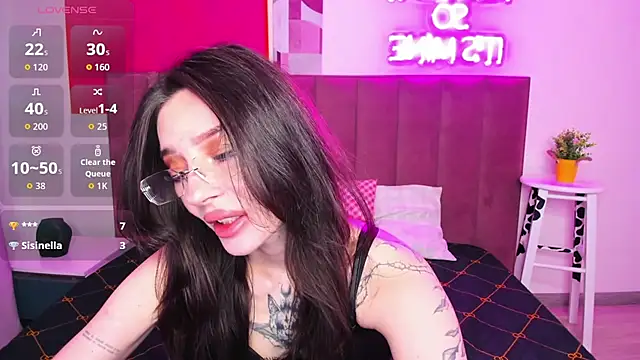 Snapshot of IvyDainty chatting on 06.24.26 IvyDainty online show from 06.24.26