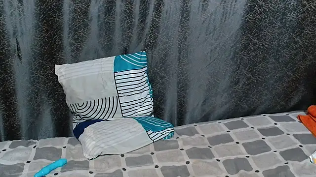 Amanda April online show from 02.13.26