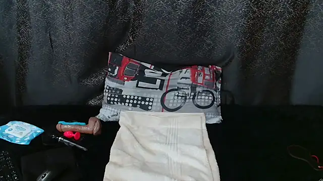 Amanda April online show from 03.27.26