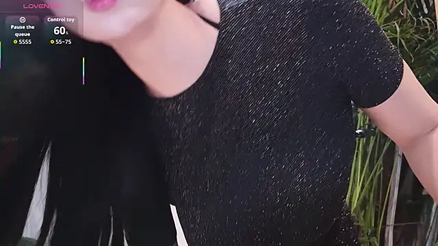 Snapshot of neinei_bao chatting on 02.25.26 neinei bao online show from 02.25.26