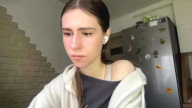 ElsieKuhlmann online show from 04.11.26