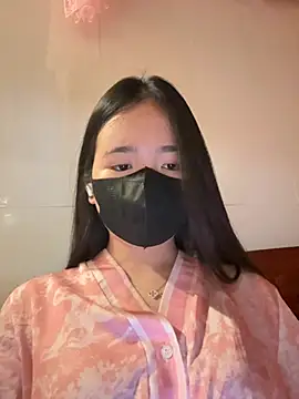 Gwen879 online show from 02.25.26