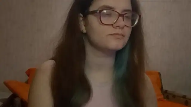 Snapshot of Miyabeee chatting on 02.01.26 Miyabeee online show from 02.01.26