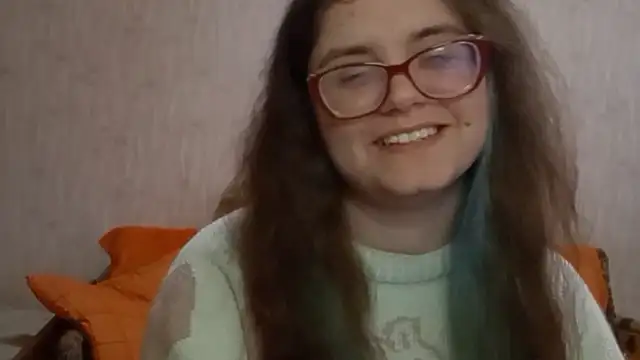 Snapshot of Miyabeee chatting on 02.07.26 Miyabeee online show from 02.07.26