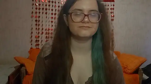 Snapshot of Miyabeee chatting on 02.15.26 Miyabeee online show from 02.15.26