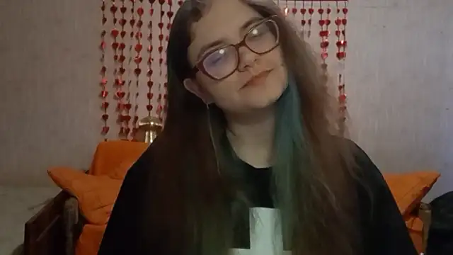 Snapshot of Miyabeee chatting on 02.22.26 Miyabeee online show from 02.22.26