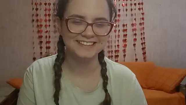 Miyabeee online show from 03.08.26