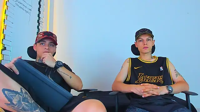 Thomas-Wil online show from 02.05.26