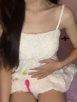 Linhtruong   online show from 04.19.26