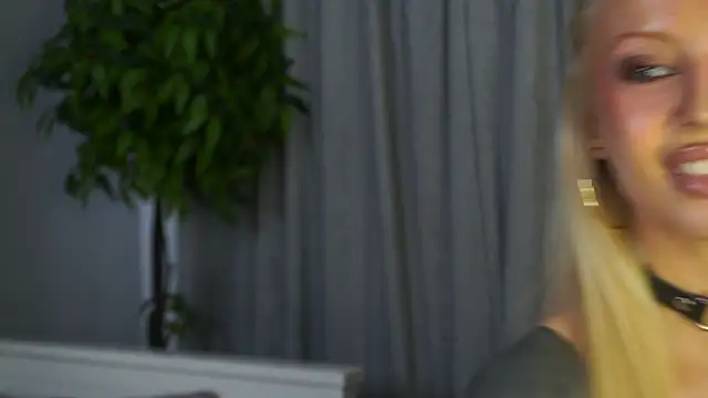 LanaReals online show from 03.05.26