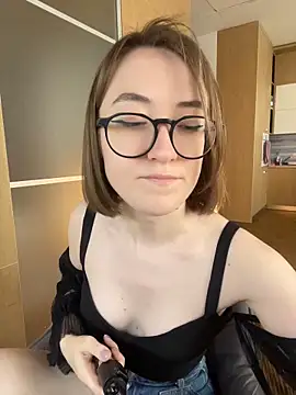 Persephone Kore online show from 04.26.26