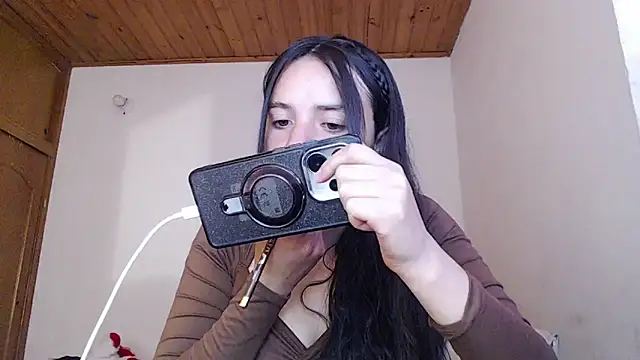 Snapshot of Shanel_Lozano chatting on 05.31.26 Shanel Lozano online show from 05.31.26