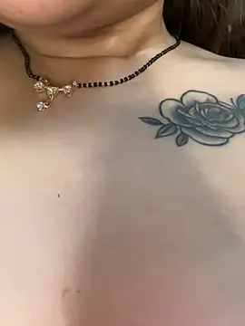 HotNeha08 online show from 04.18.26