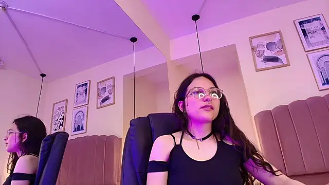 Hanabie  online show from 02.11.26