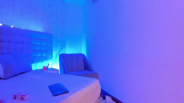 Snapshot of AlexiiaBrown chatting on 02.07.26 AlexiiaBrown online show from 02.07.26