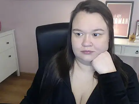 HollyDanceSoul online show from 02.10.26