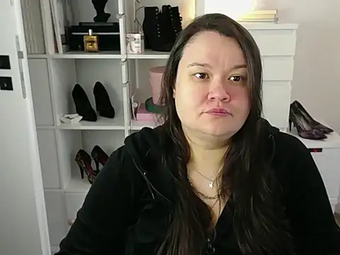 HollyDanceSoul online show from 03.26.26