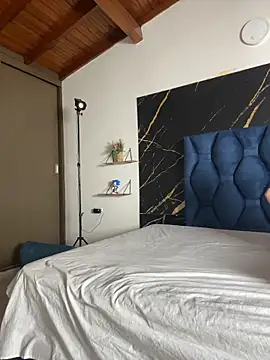 uncontrolled fire online show from 03.28.26