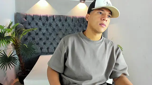 Snapshot of MATHY_ROBERT chatting on 01.12.26 MATHY ROBERT online show from 01.12.26