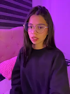 Snapshot of willowharper_ chatting on 01.14.26 willowharper online show from 01.14.26