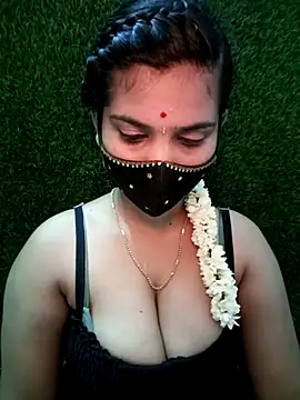 Snapshot of Nithyatamil chatting on 04.19.26 Nithyatamil online show from 04.19.26