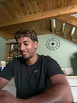 Axel black10 online show from 04.13.26