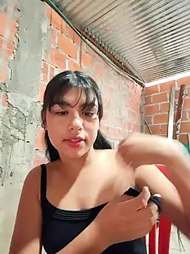 Snapshot of triana-hot18 chatting on 01.12.26 triana-hot18 online show from 01.12.26