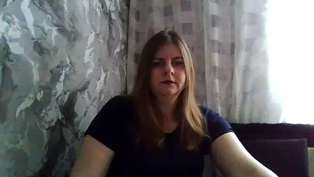 Snapshot of DarkRose0104 chatting on 01.13.26 DarkRose0104 online show from 01.13.26