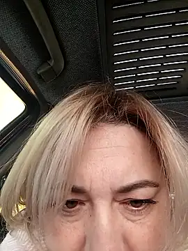 Snapshot of Katrina9911 chatting on 01.12.26 Katrina9911 online show from 01.12.26