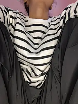 Snapshot of paribaby09 chatting on 02.18.26 paribaby09 online show from 02.18.26