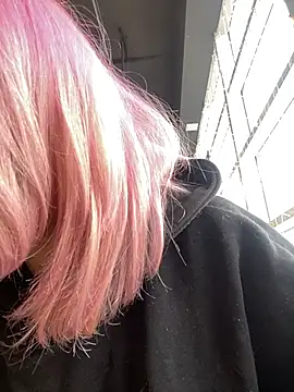 aka Blonde online show from 03.10.26