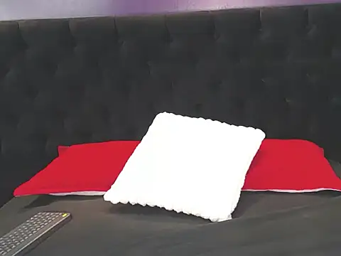 Oswalldo   online show from 03.25.26