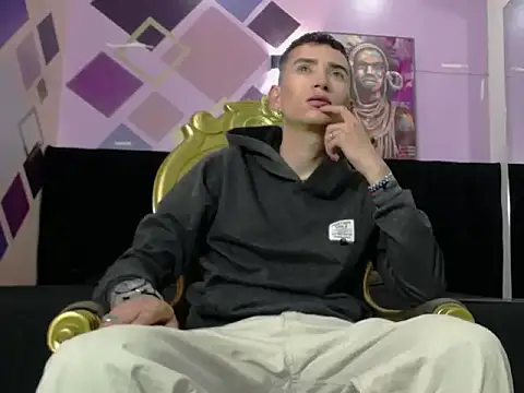 Iam Smith  online show from 02.12.26