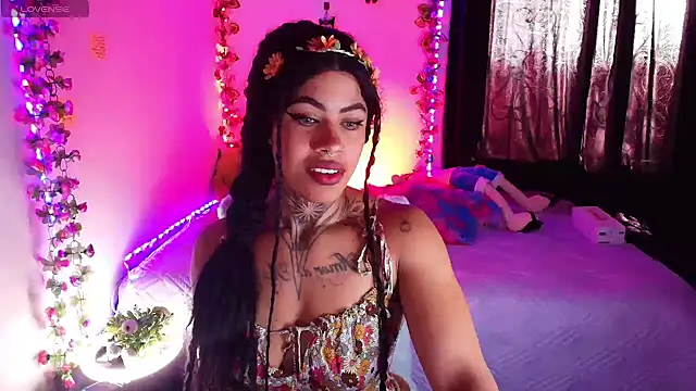 Canela Osada  online show from 08.01.26